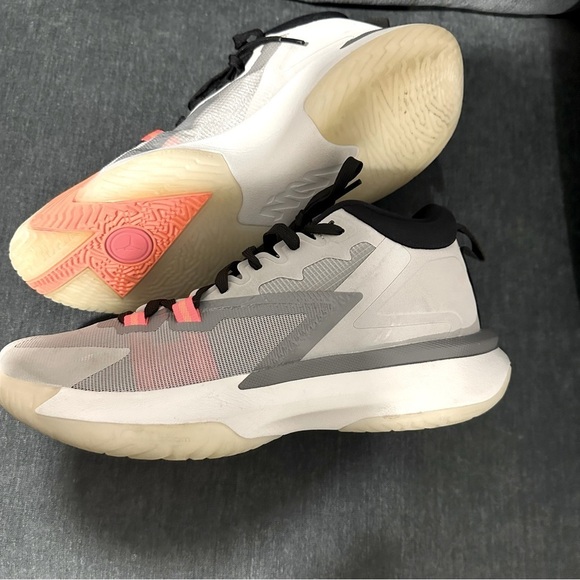 Nike Jordan Zion 1 Unisex Shoes Size 11 excellent condition! - Picture 2 of 9